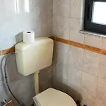 Apartamento Vila Aliaj Special Rooftop For Two Durrës