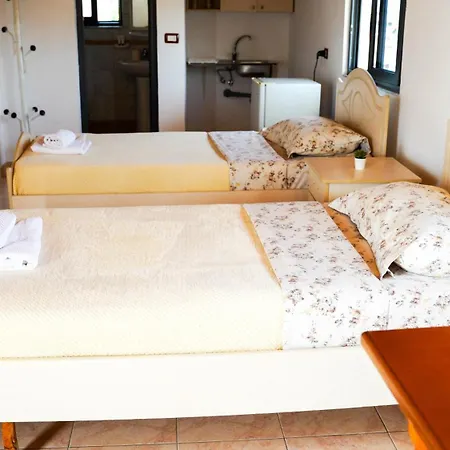 Vila Aliaj Special Rooftop For Two