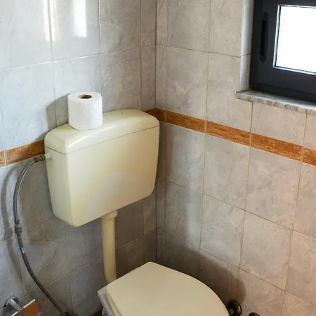아파트 Vila Aliaj Special Rooftop For Two Durrës