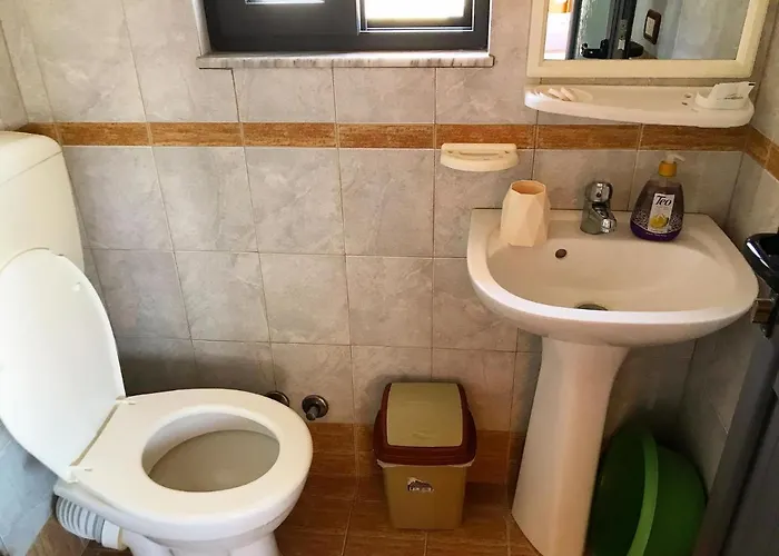 Vila Aliaj Special Rooftop For Two *