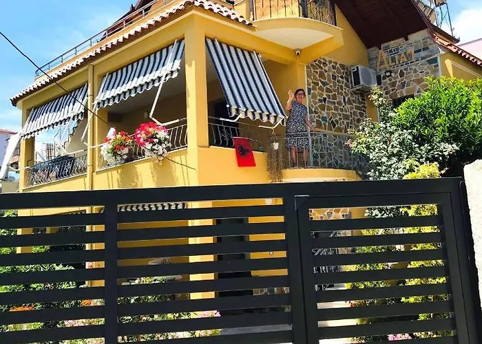 Appartement Vila Aliaj Special Rooftop For Two Durrës