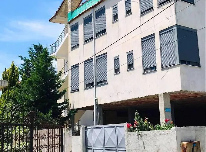 Appartement Vila Aliaj Special Rooftop For Two Durrës