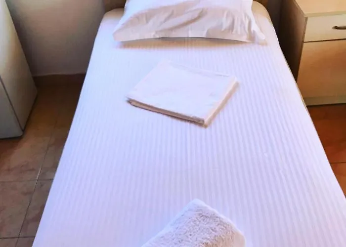 Appartement Vila Aliaj Special Rooftop For Two Durrës